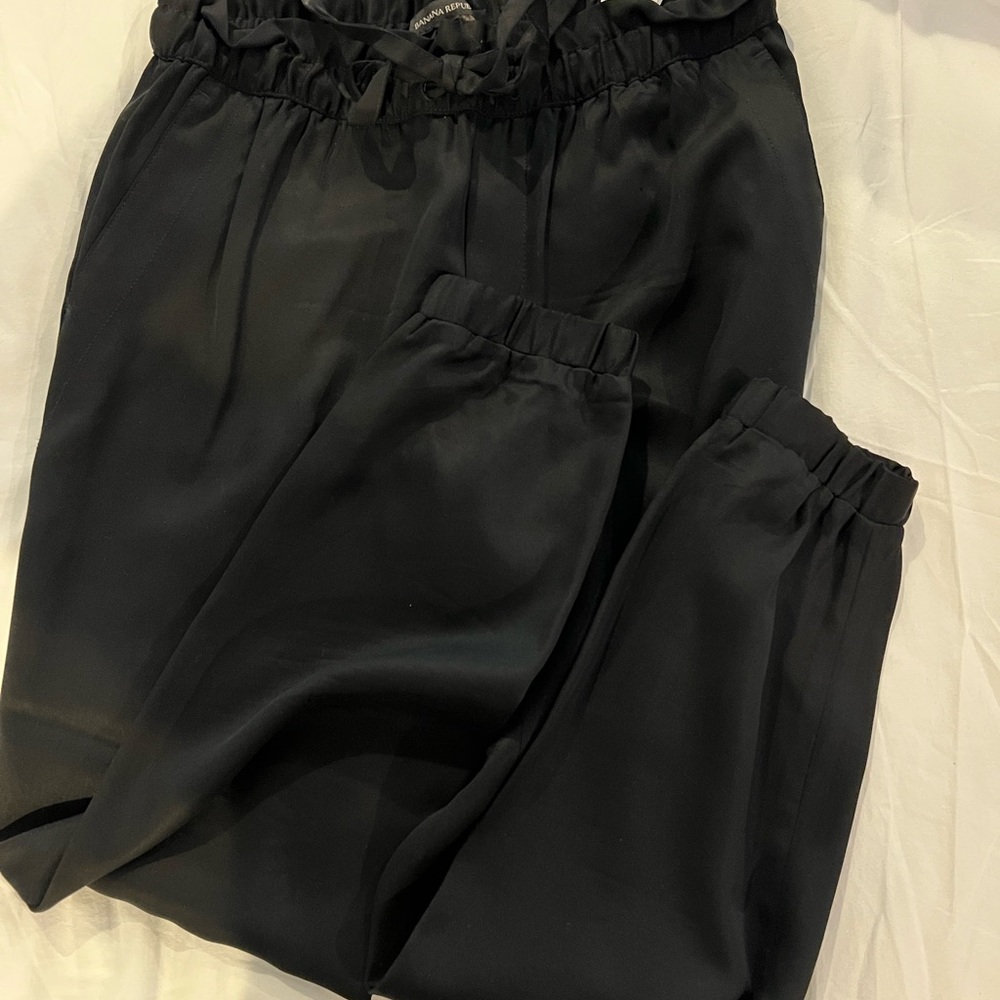 Banana Republic Black High-Waisted Trousers